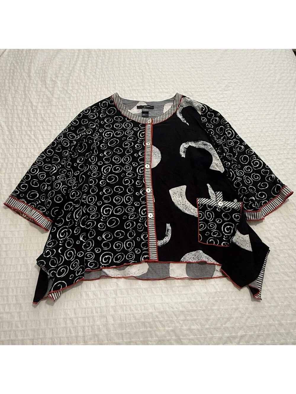 Ali Miles 1X Black Abstract Mixed Media Button Front Handkerchief Hem Tunic Top